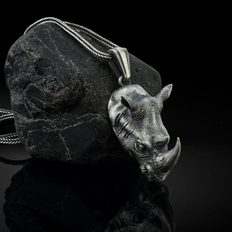 Trendy Punk Rock Animal Rhino for Head Pendant Necklace 24 inch Steel Chain Rhinoceros Pendant Necklace for Daily Wear 40GB