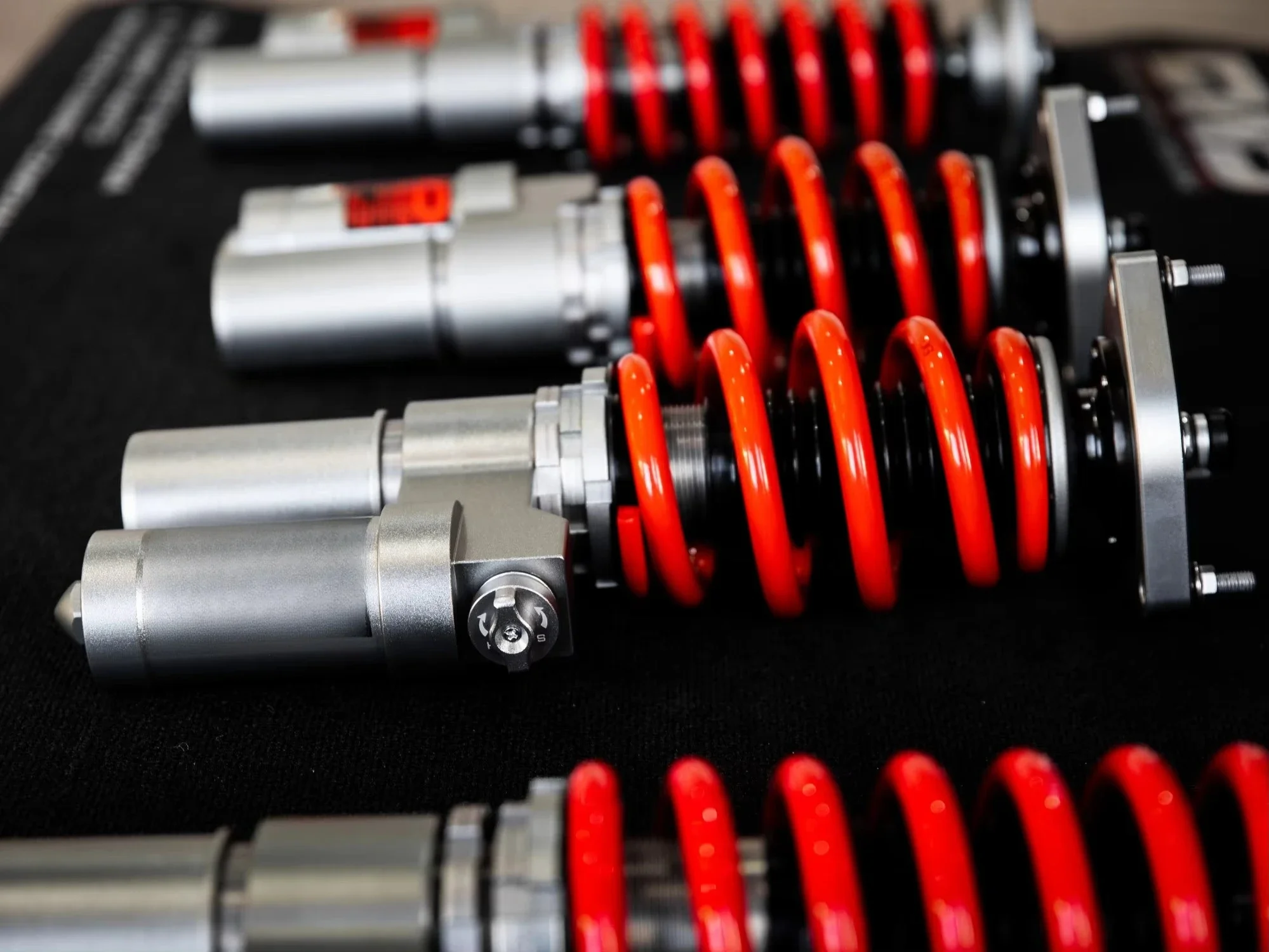 2S-PSC013 2Way Monotube Rebound and Compression Damping Adjust Coilovers for Por Boxster 3rd Gen 981 12-16