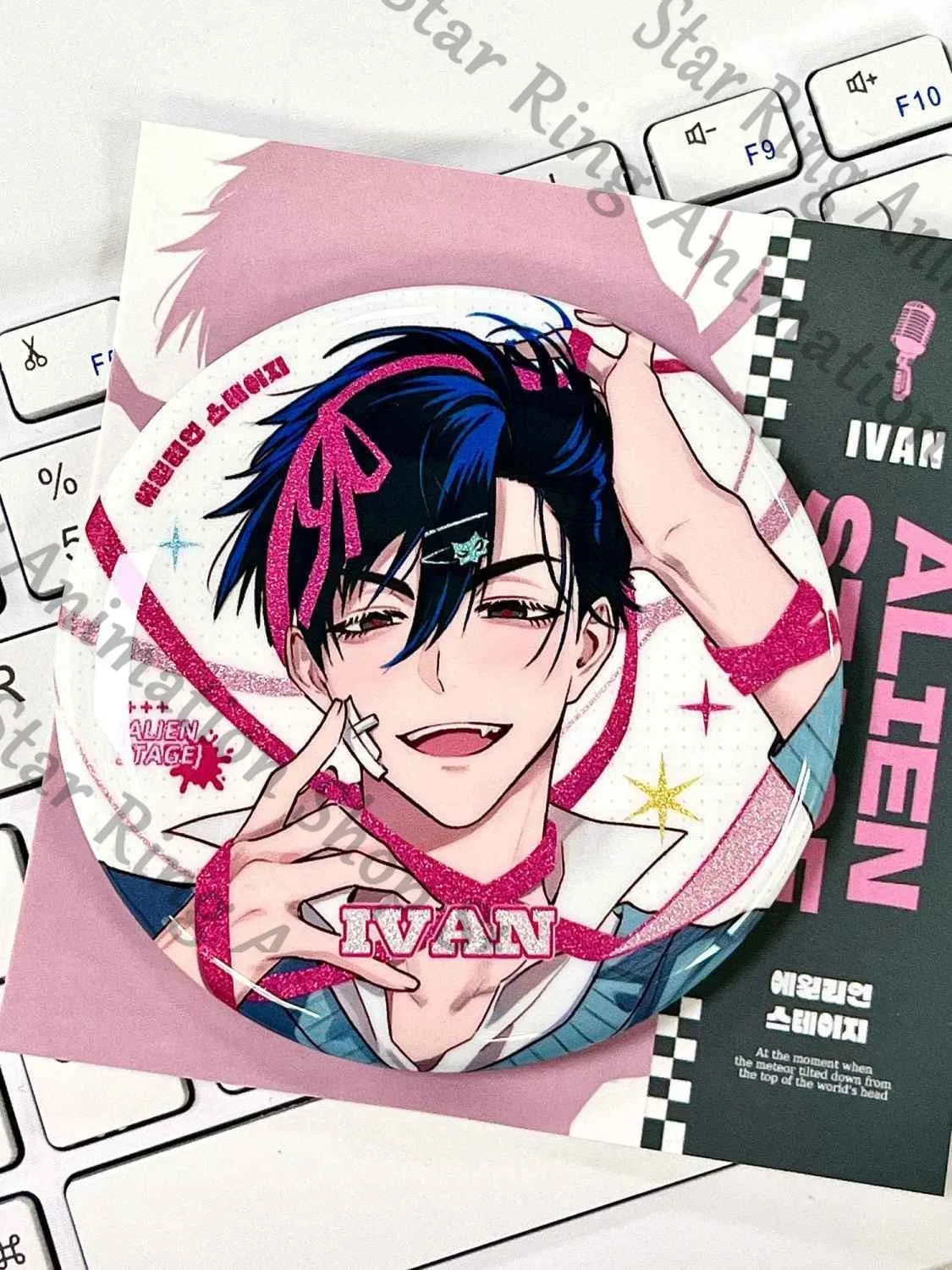 

Alien Stage Ivan Anime Badge Flash Bottom Emblem Tinplate Postcard Coated Paper Suit Greeting Card Cospaly Cartoon Gift