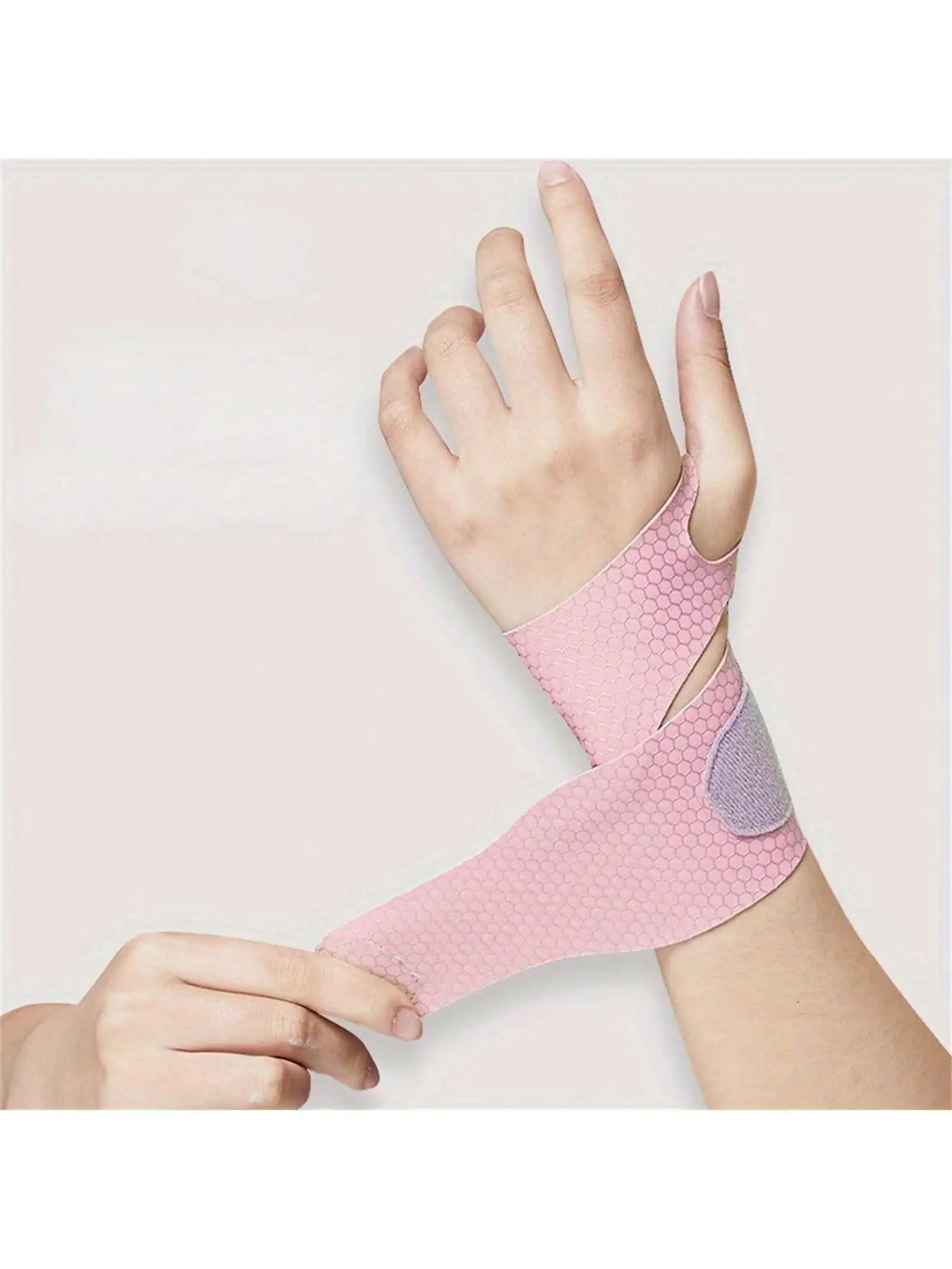 1Pc Unisex Slim & Adjustable Wrist Brace Carpal Tunnel Support, Breathable And Lightweight For Sports And Daily Wear