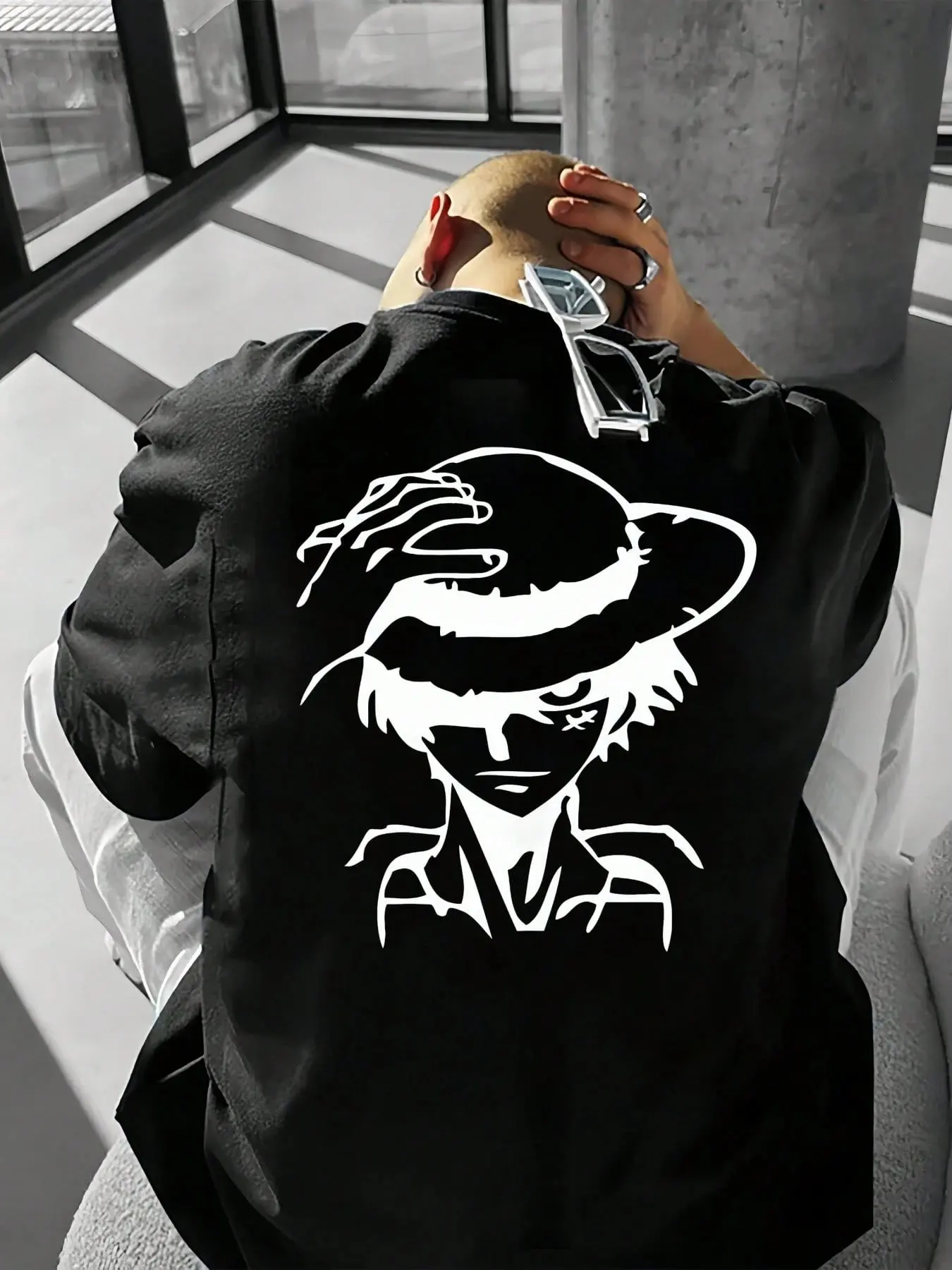 

Цельная футболка с аниме «Луффи», мужская футболка с коротким рукавом, лето 2025, повседневная уличная футболка с рисунком, модная футболка в стиле хип-хоп с принтом манги ​ ​ Топ Y2k