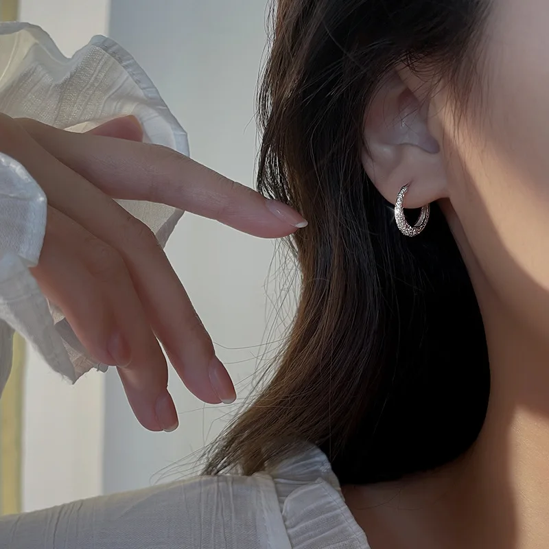 

Women's Fashion Silver Color Big Hoop Earrings Glittering Round Circle Female Trendy Earring Piercing Accessories Jewelry Gifts