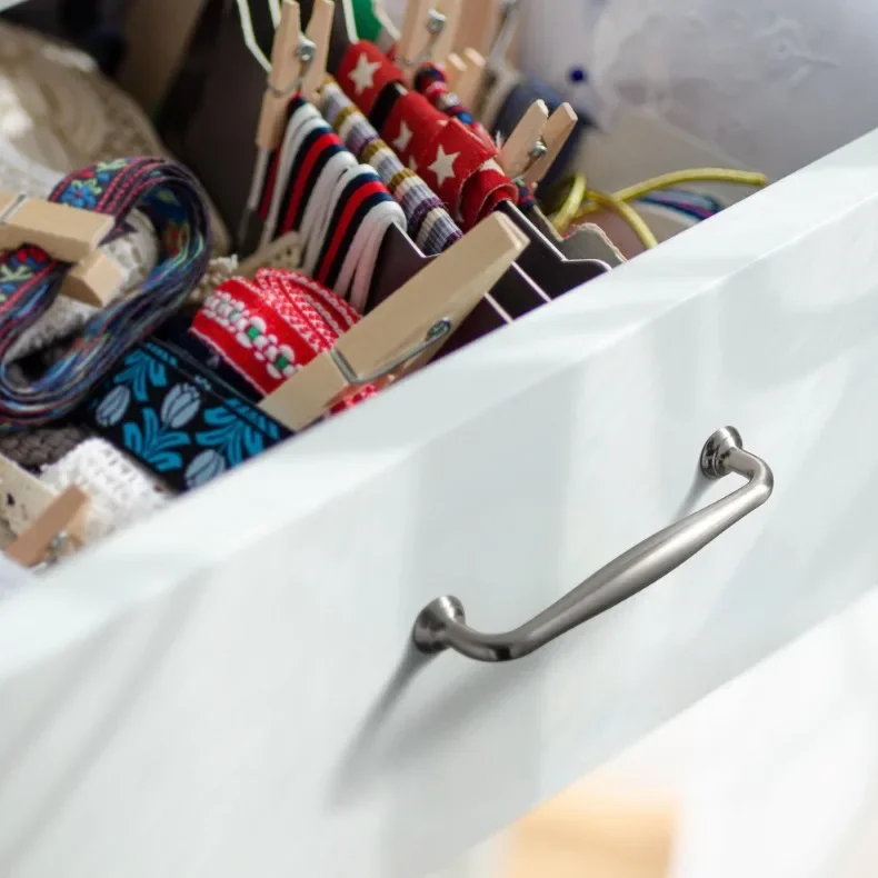 ตู้ทองเหลืองโบราณดึงฮาร์ดแวร์สําหรับห้องนอนทองเหลืองวินเทจมือจับลิ้นชักสําหรับตู้ครัวและลิ้นชักโต๊ะเครื่องแป้ง