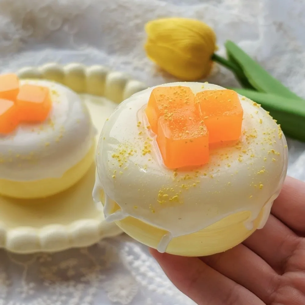 Soft Simulation Soufflé Squeeze Toy Mango Green Grape Fingertip Toy Stress Relief Decompression Slow Rebound Toy Gift