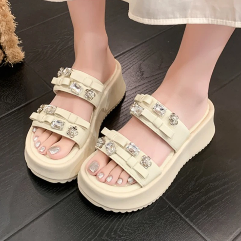 New Bow Women Platform Slippers Designer Luxury Crystal Shoes Fashion Open Toe Sandals Casual Walking Slides Beach Dress Zapatos