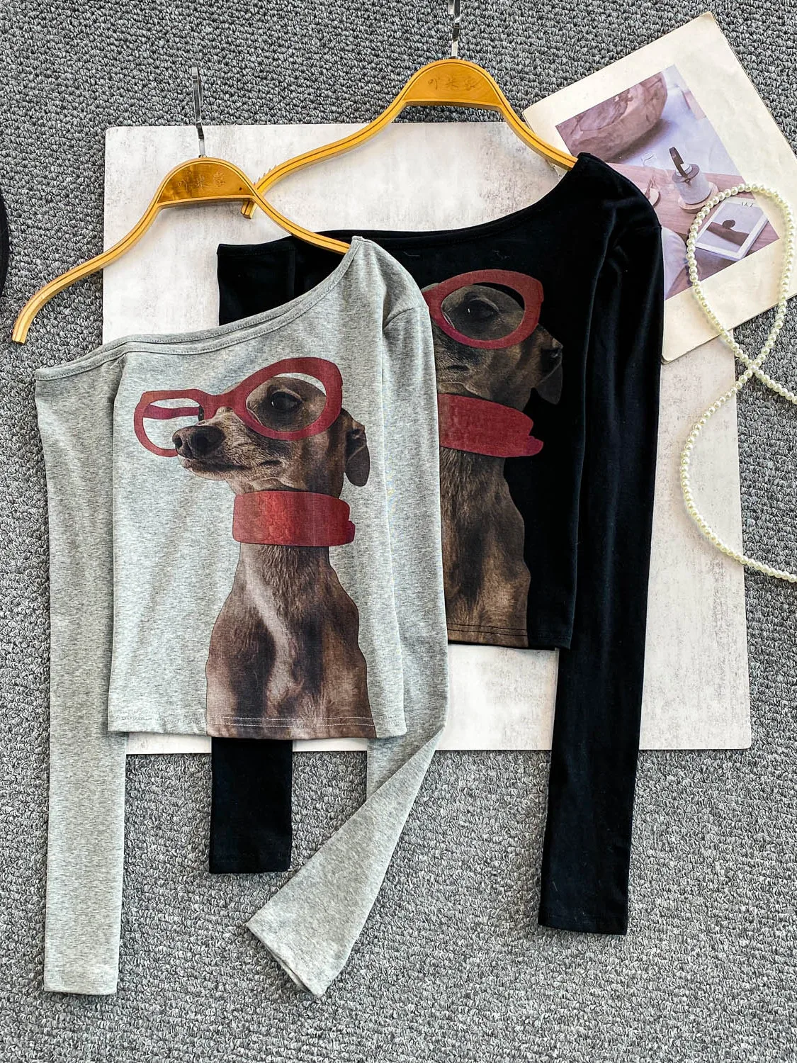 

Slim Fit American Hot Girl Design Dog Print Oblique Collar T-irt Women's Autumn Winter ort Sle Faion Top Ladies Tee