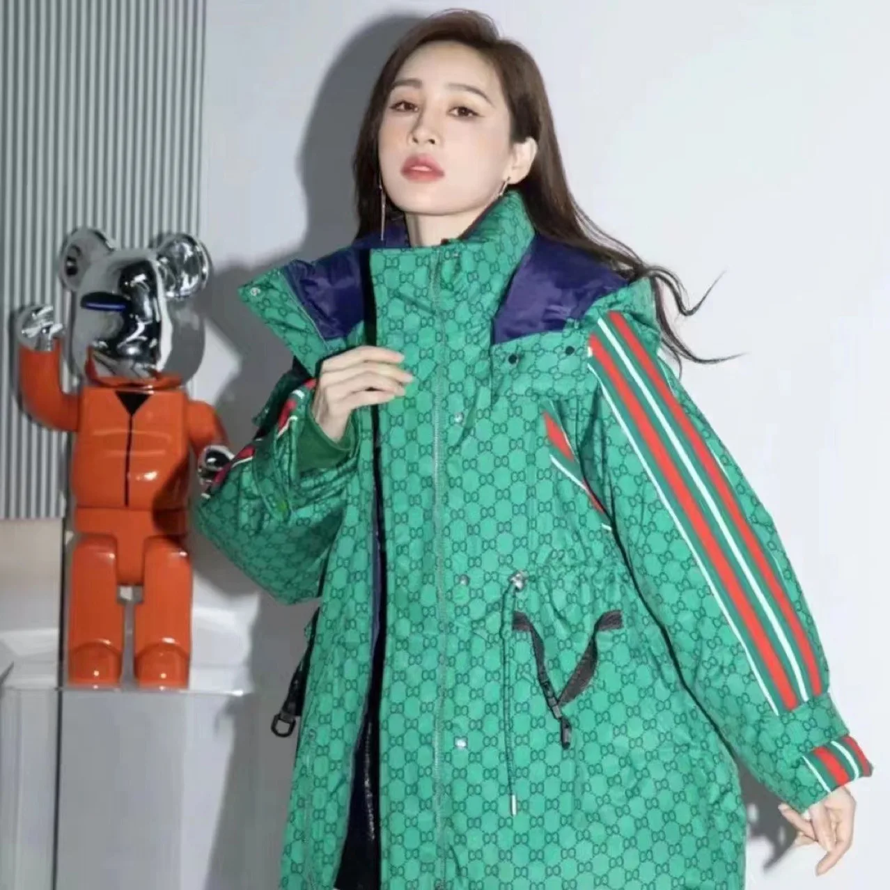 여성 겨울 신상 여성용 다운 재킷 중간 길이 두꺼운 흰색 거위털 파카 재킷