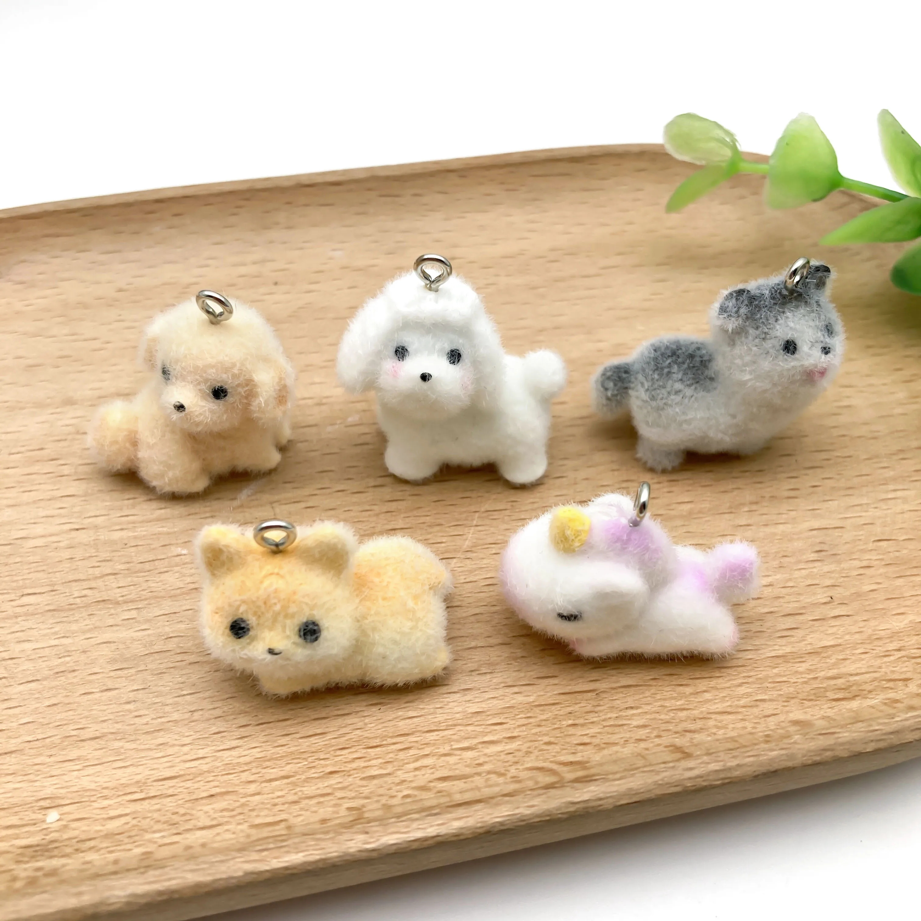 2/5 قطع من حيوانات الراتنج المتدفقة (كلب، وحيد القرن، وما إلى ذلك) المجموعة - مواد حرفية للأقراط المصنوعة يدويًا والأساور والقلائد وسلاسل المفاتيح