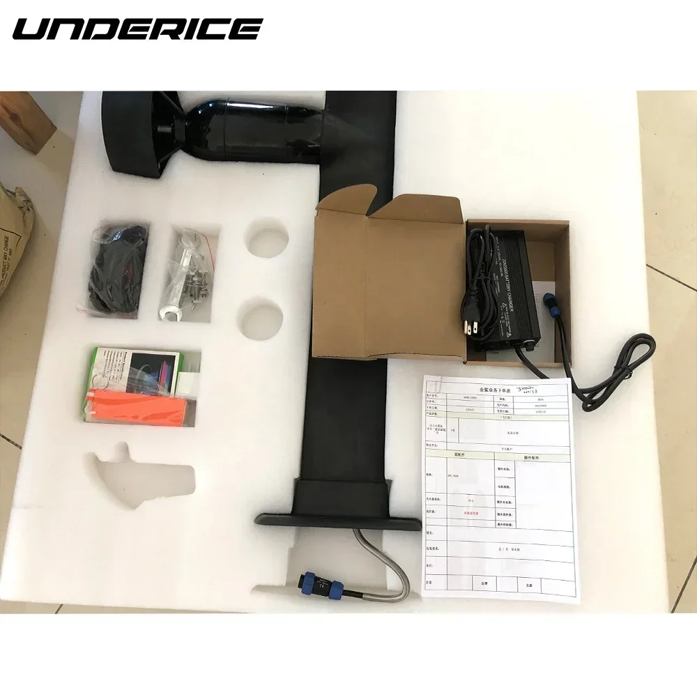 أسود Efoil الكهربائية Hydrofoil E احباط لوح التزلج مصنع مخصص بالجملة الرياضات المائية جت سكي E-رقائق الكربون مجلس المحرك