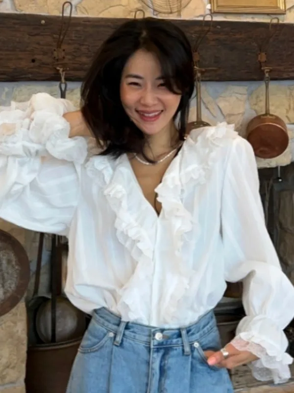 

Loose Plaid irt Women's V-ne Bell Sve Doll Collar Sweet Anti-aging Faionable Cheered Patterned Loose Fit irt