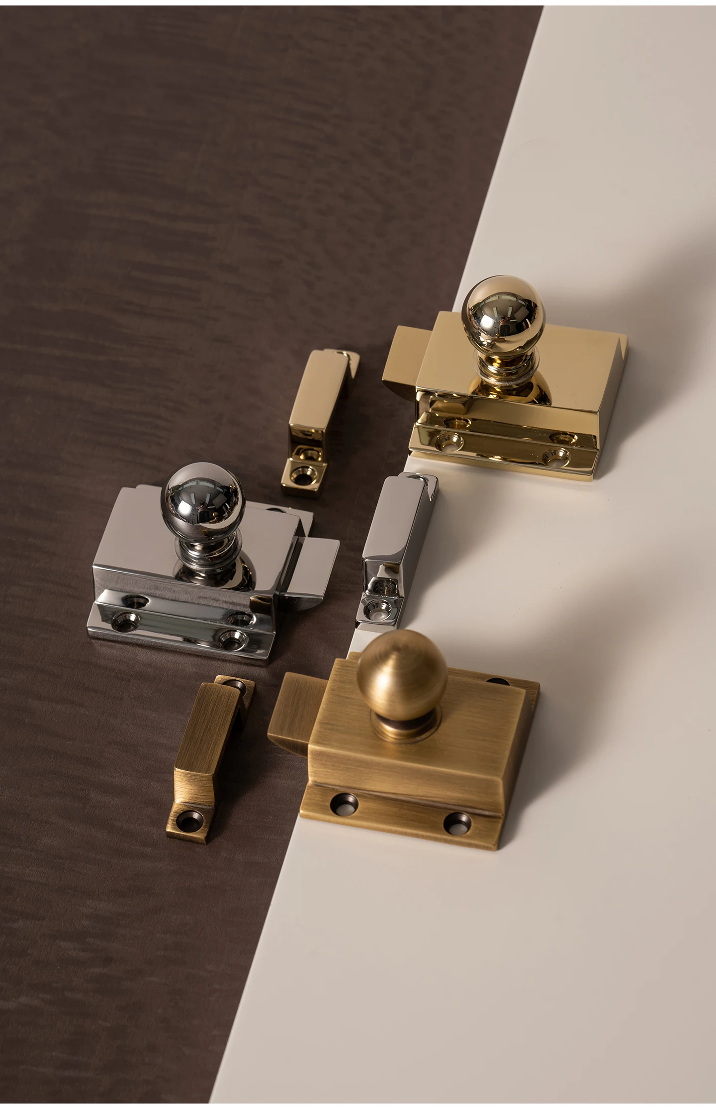DOOROOM Massiver Messing-Türriegel im Retro-Stil, Sicherheitsschloss, Schnalle, Schranktürgriffe, Weinschrank-Türriegel – Detail 7