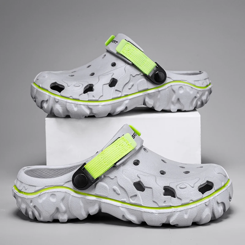 Men Clogs Slippers Summer New EVA Soft-soled Slides Sandals Indoor Outdoor Walking Beach Shoes Mens Shoes Big Size 46 47