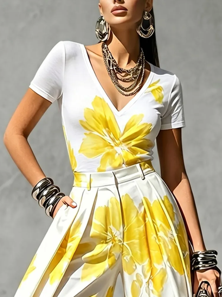 Yeezzi Women's Trendy Yellow Floral Printed V-Neck Matching Tops 2026 New Summer Short Sleeves Loose Fit Casual Basic White Tee