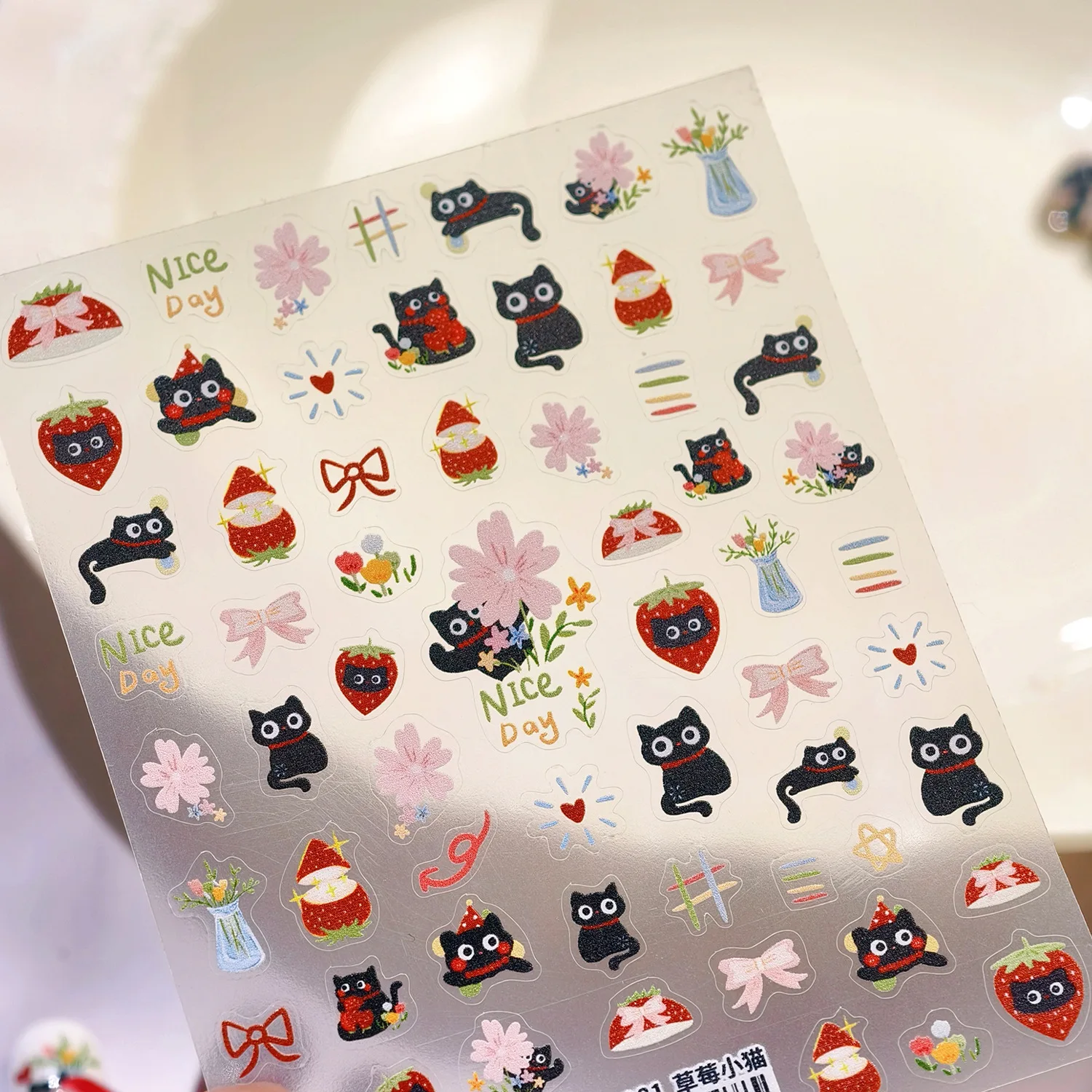 黒猫、イチゴ、蝶結び、花、ラブハート、星、オレンジ、足跡、魚の骨、犬、ウサギ、リンゴ、豚、DIYネイルアートステッカー、デカール