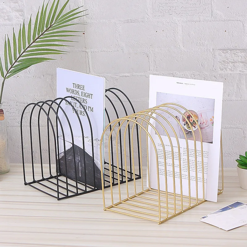 

Nordic office desktop wrought iron metal creative dormitory bedside bookshelf table shelf small magazine rack storage