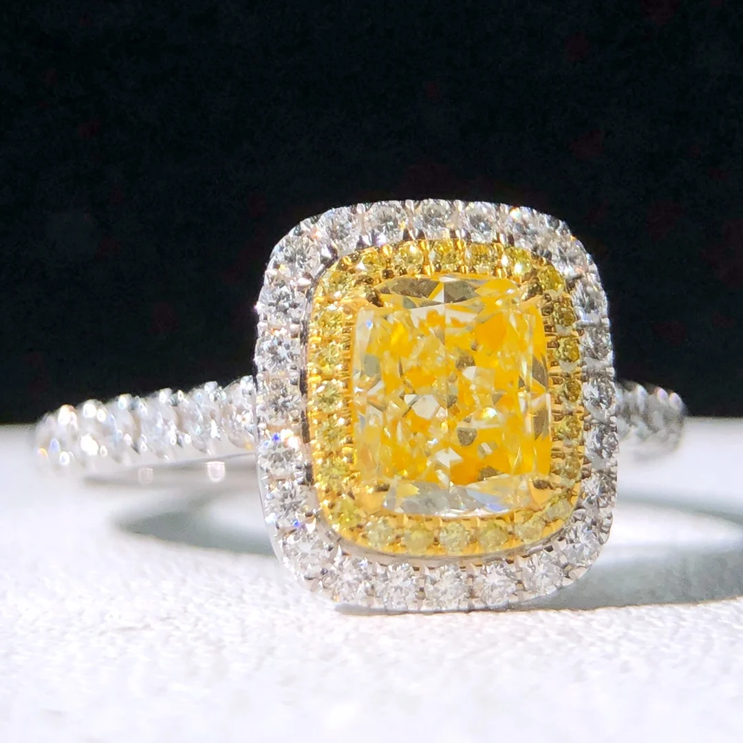 Crivelli Ring: Scopri la Bellezza e l’Eleganza di un Anello Unico