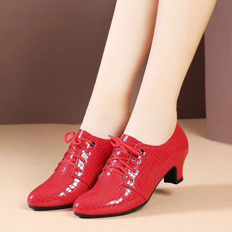 

Женская профессиональная танцевальная обувь, новые танго для девочек, бальные танцевальные кроссовки на каблуке, женская обувь для латинских танцев, мягкая современная кожаная обувь для джаза