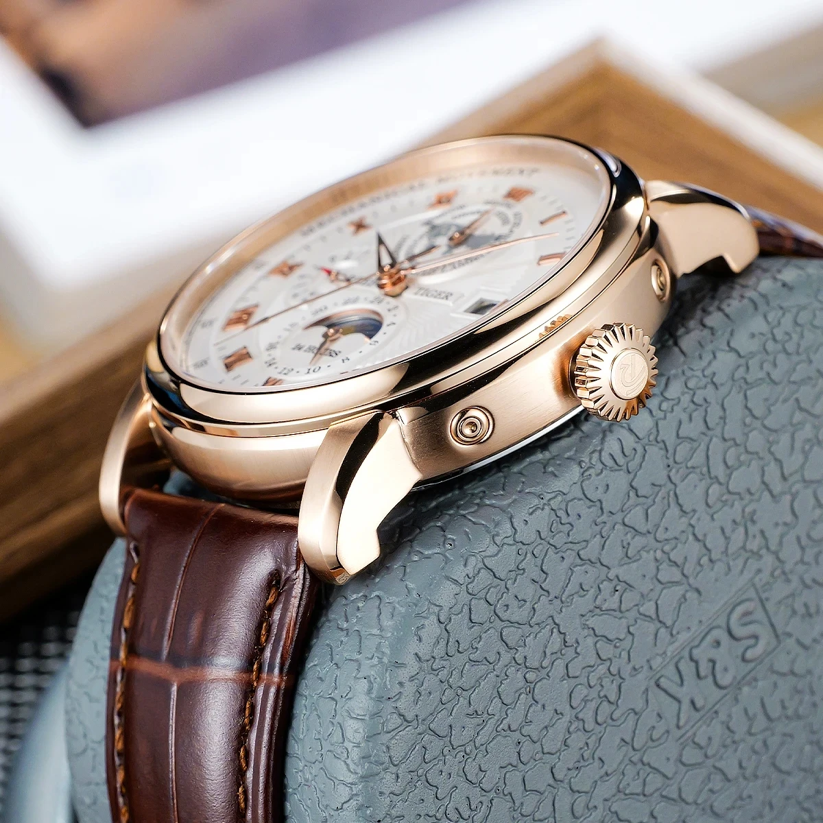 Reef Tiger/RT reloj mecánico automático clásico para hombre, correa de cuero genuino, cristal de zafiro, resistente al agua, multifunción