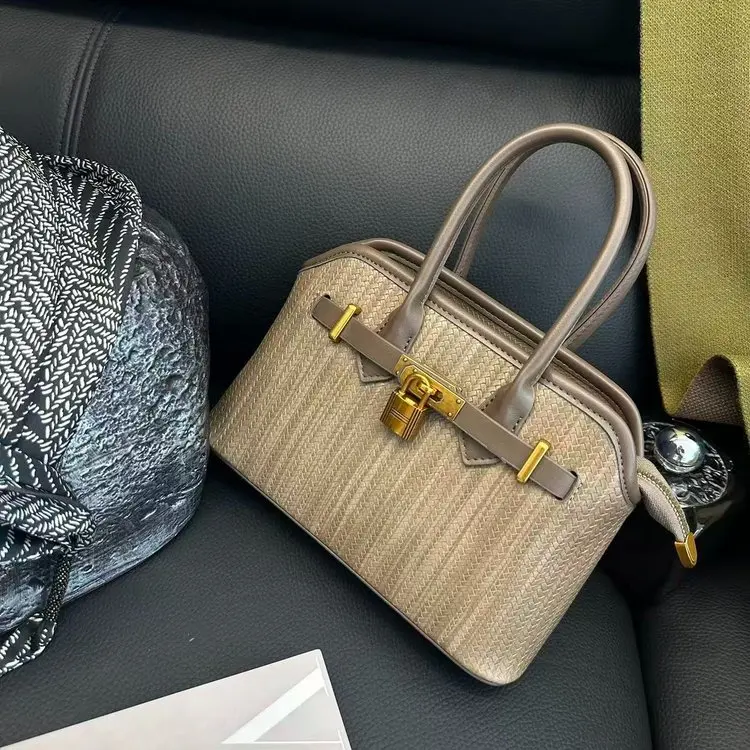 

Trendy Parisian Inspired Diaper Bags For Women Elegant Fashion Crossbody Bag High-End Leather Tote Bag Classic Designer