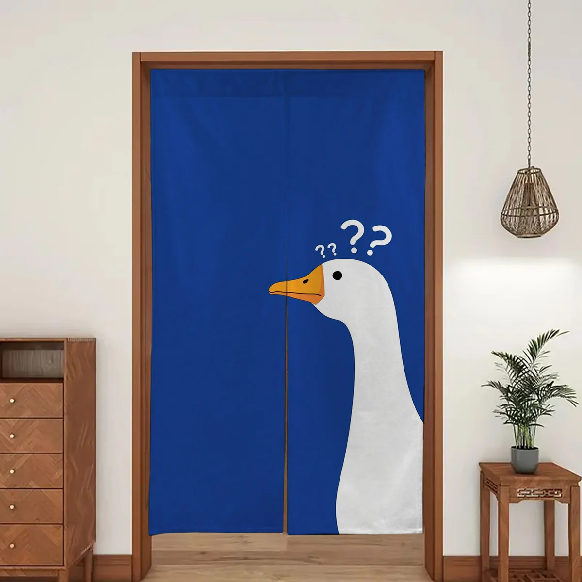 

A trendy and stylish goose-pattern curtain, suitable for use as a partition in areas such as bedrooms and kitchens.