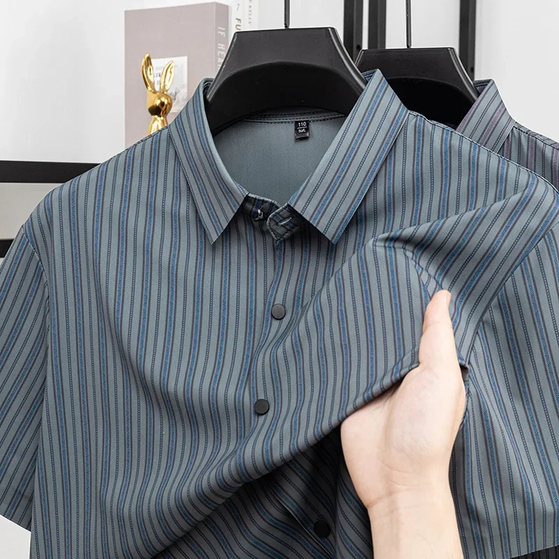 

Men Casual Striped Short Sleeve Shirt Breathable Anti Wrinkle Quick Dry Fabric Office Work Business Daily Commute Top