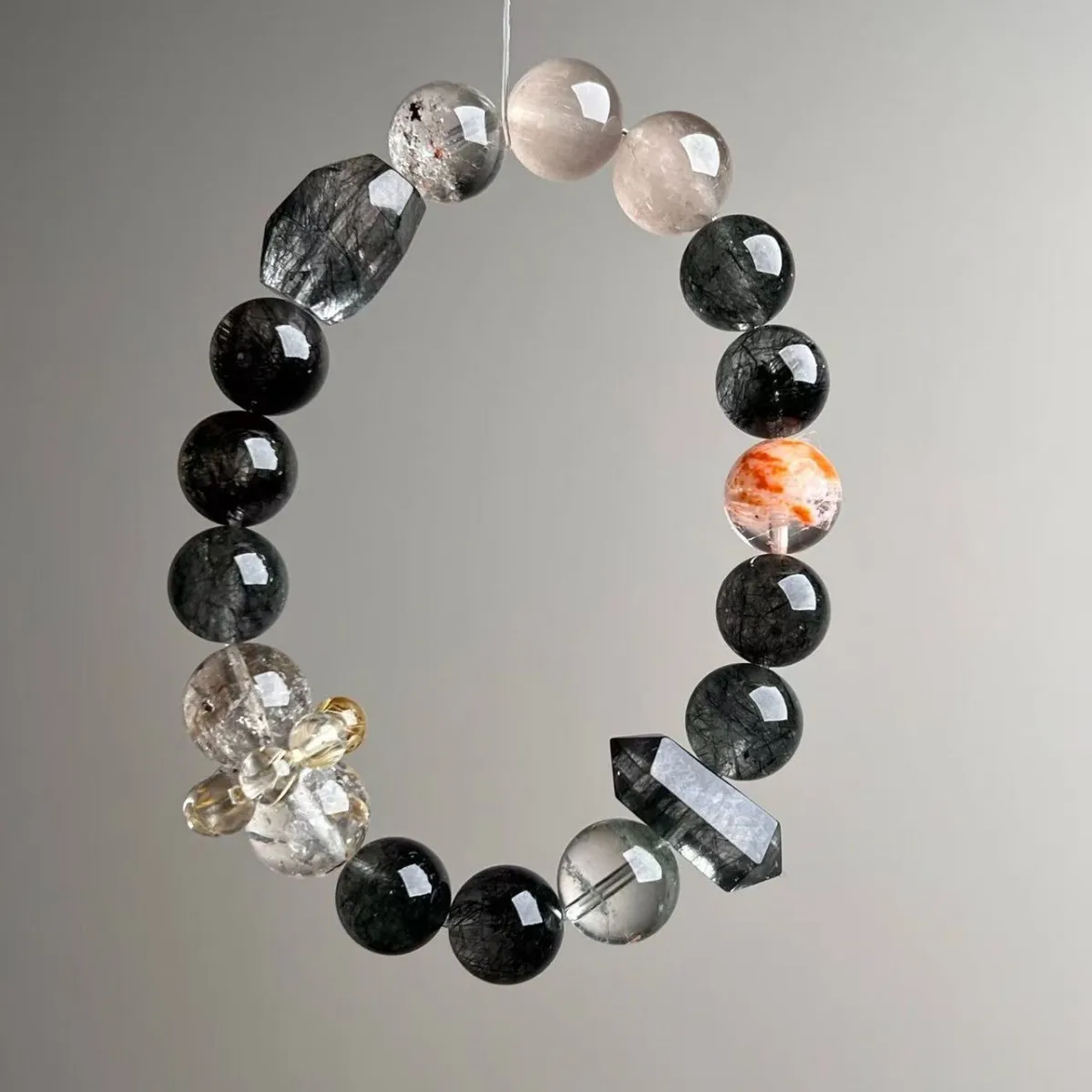 

Original Natural Crystal Bracelet, Black Hair Crystal, Men's and Women's Fashion Bracelet, High-end, Light Luxury.