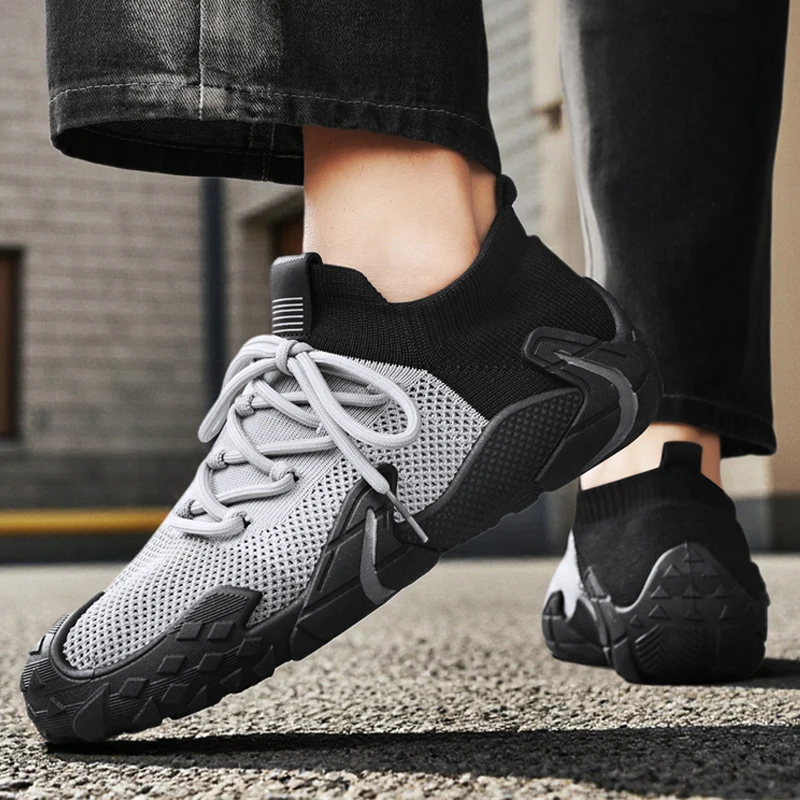 New Men's Shoes with Thick Sole Lightweight Knitted Socks Casual Shoes Youth Fashion Color Blocked Sports Shoes