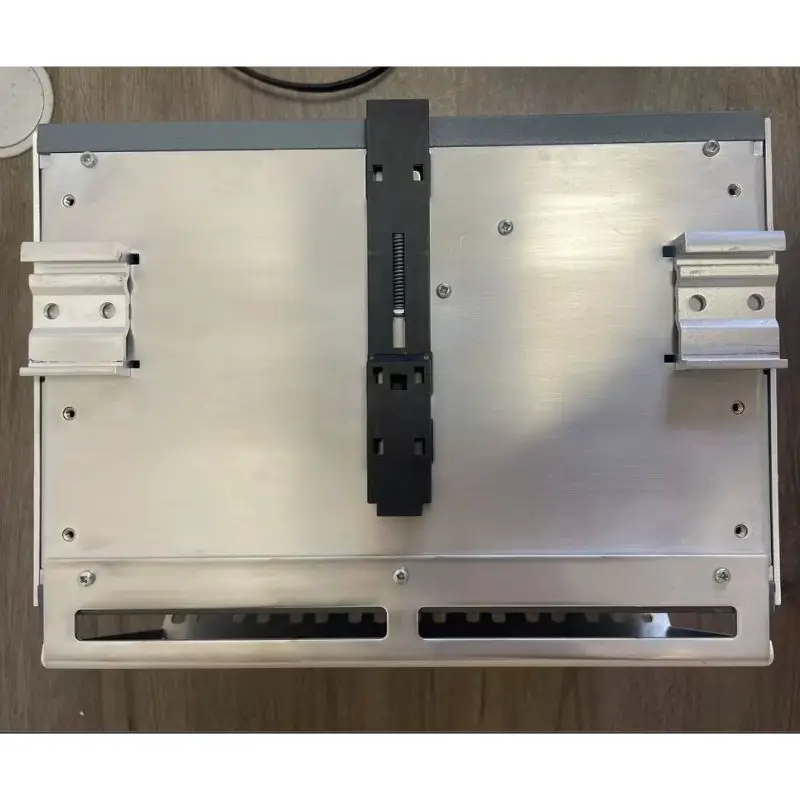 95% nuovo Controller PM803F