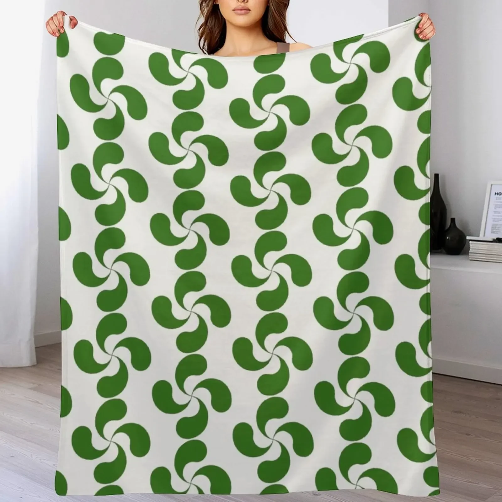 

Green Basque Cross Lauburu Euskadi Throw Blanket Cozy Sofa Blanket for TV Watching Napping