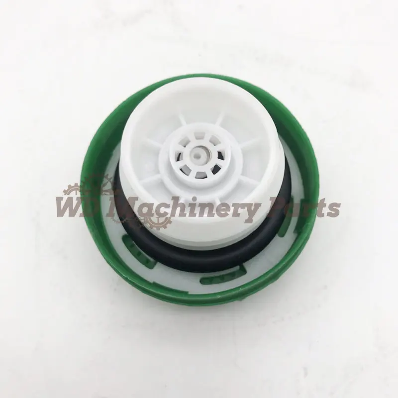 Fuel Cap 6661114 for Bobcat 753 320 322 325 328 329 331 334 335 337 341 425 428 T2250 T2556 T35100 T35100L