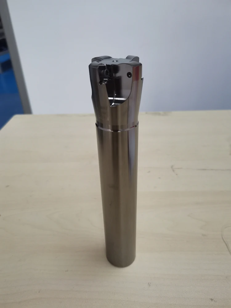 Фреза BLMP06-20D20d150L3T Dia20 для твердосплавных фрезерных пластин BLMP0603R-M