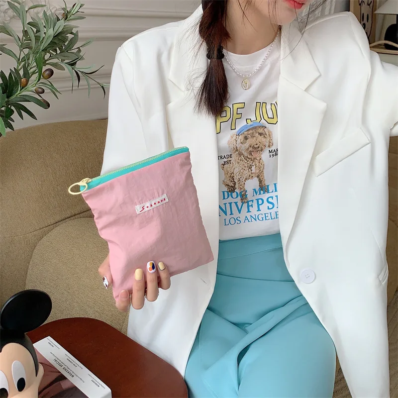 Bolsa de maquillaje portátil con contraste de color macaron, bolsa de almacenamiento para lápices labiales, pañuelos y artículos pequeños