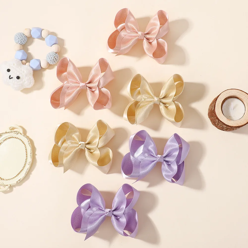 2pcs 솔리드 컬러 헤어 클립 아기 소녀를위한 4 인치 리본 활 어린이 부티크 머리핀 수제 머리 장식 헤어 액세서리 선물