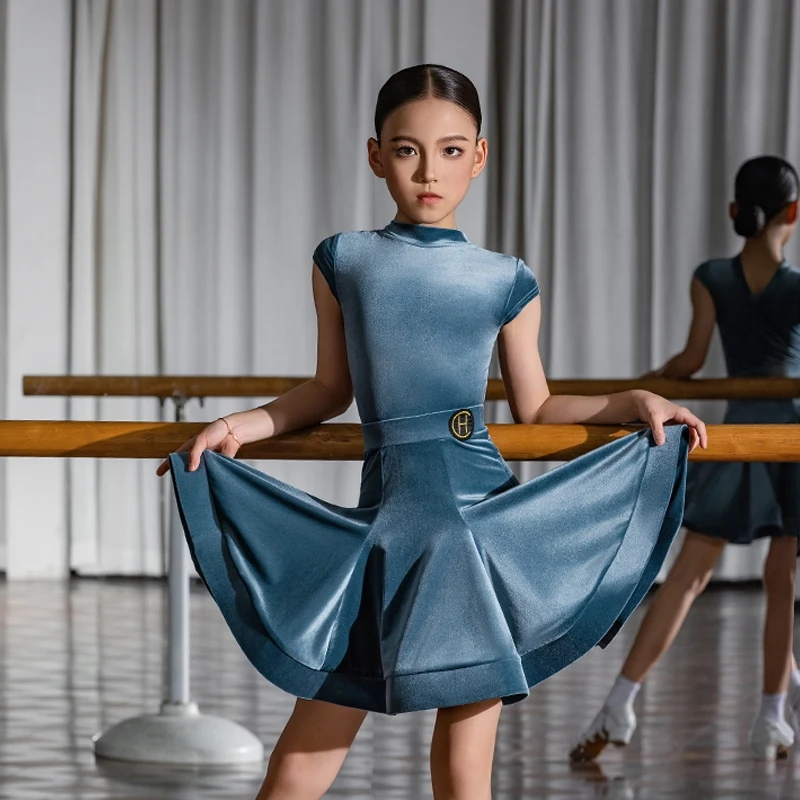 새로운 여자 벨벳 라틴 댄스 드레스 어린이 볼룸 댄스 대회 의상 어린이 살사 삼바 라틴 댄스 슈트 DQS20013