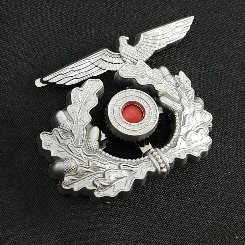

WH Silver Metal Large Eaves Hat Emblem Officer Hat Decoration Accessories﻿﻿﻿