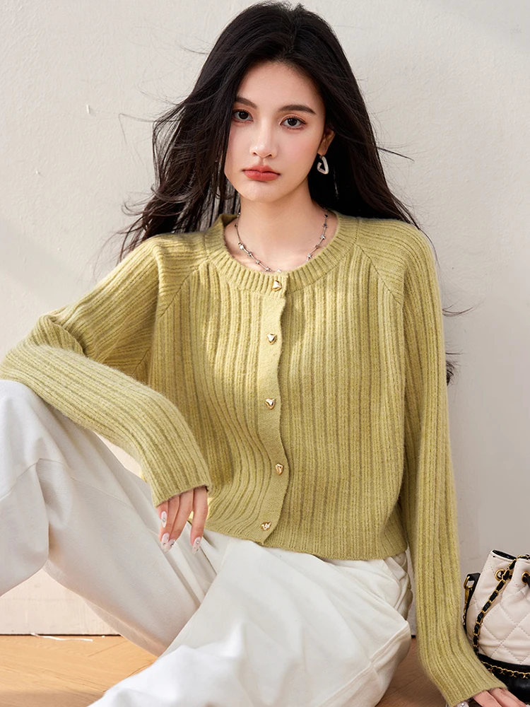 

Round Neck Knitted Cardigan Jacket For Women 2024 Autumn New Fashion Niche Design Casual Sweater Solid Color Tops