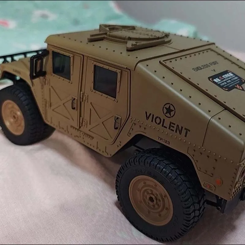 C8835 RC Car Full Scale 2.4G 4WD Remote Control Car All-Terrain Off-Road Climber With LED Lights Military Simulation Model Toy