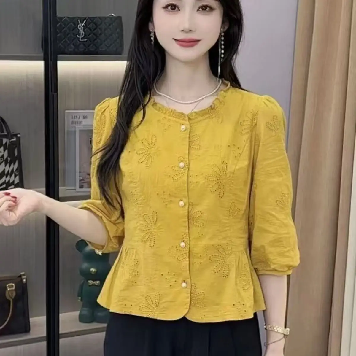 

Элегантная блузка с цветочным кружевным воротником, французский стиль, свободный крой, длинный рукав, из полиэстера, модная, стройнящая, скрывающая живот