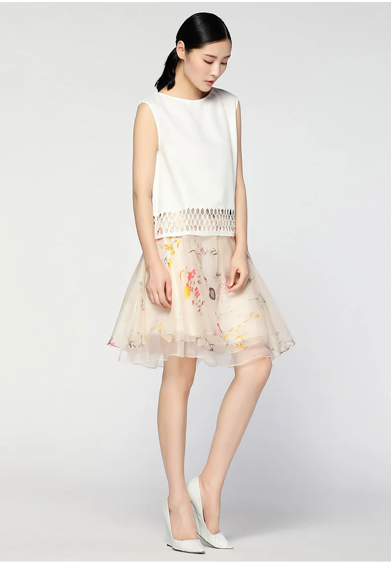 Ele シンプルなラウンドネック刺繍入り透かし彫りベスト KXE436 ファッショナブルな女性用サマーポリエステル繊維ベスト