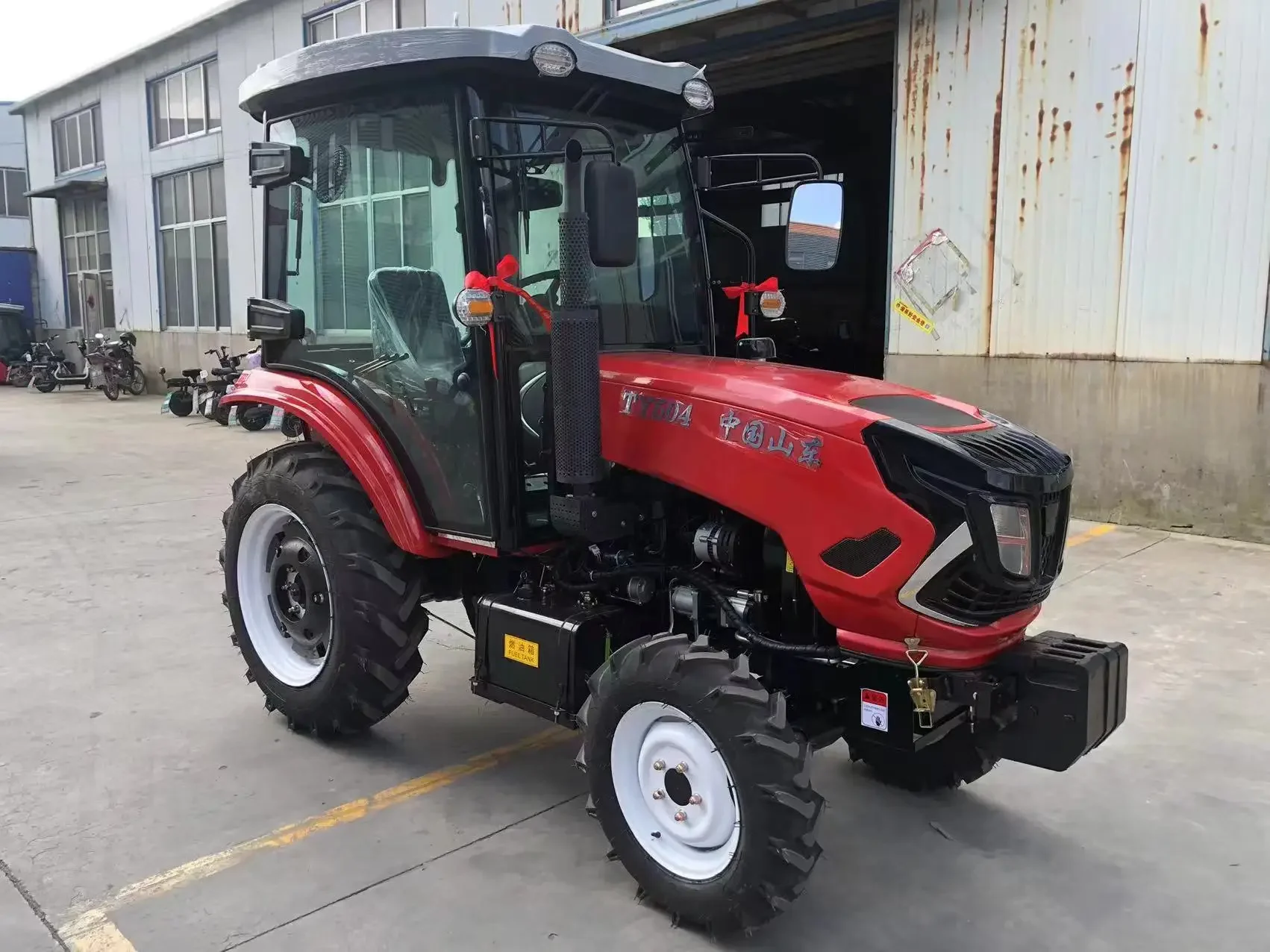 Best Selling 50hp Mini Tractor 4WD Garden Farm 4-Wheel Crawler with 80hp Motor Wholesale Condition Tiller