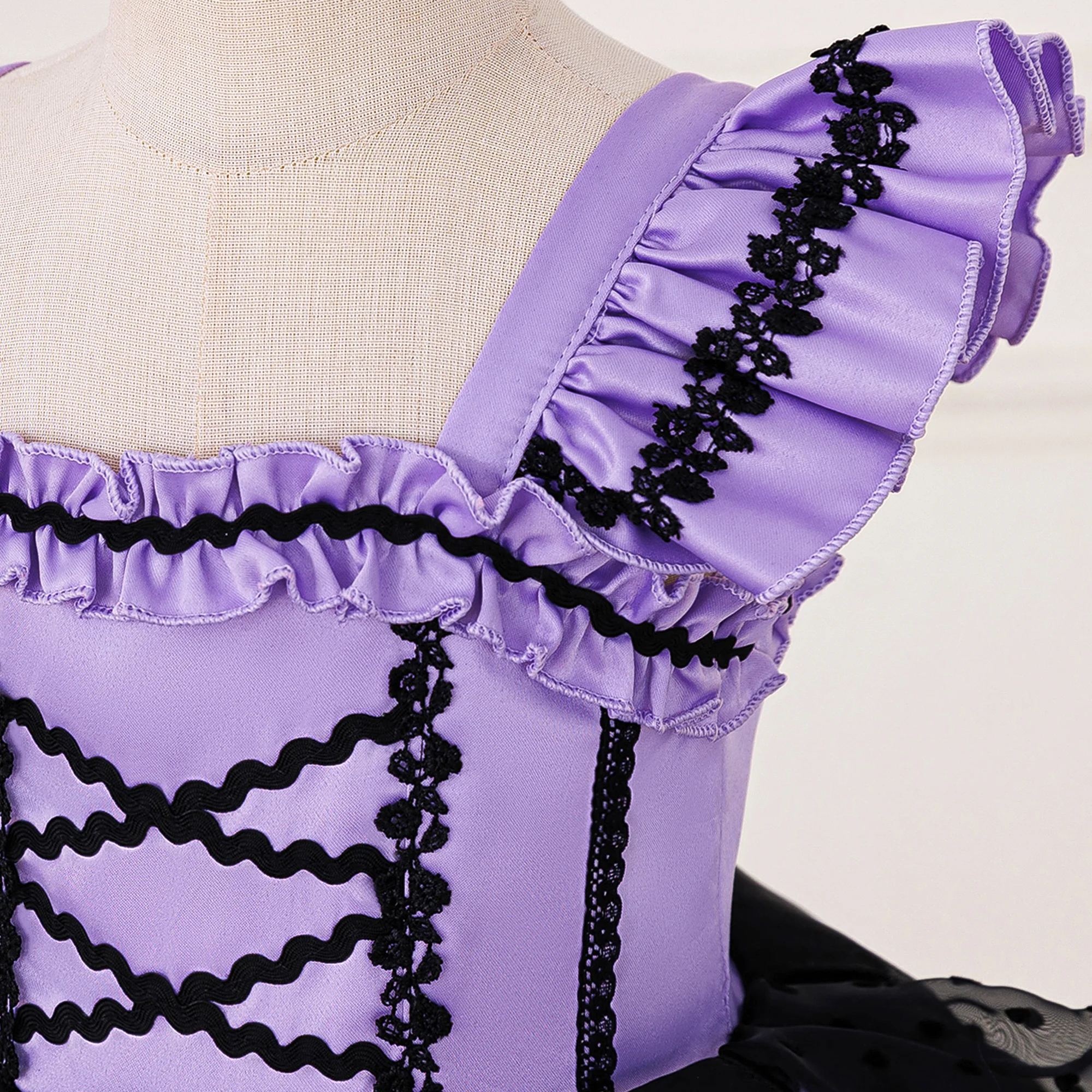 Schwarzes und lila süßes, cooles Lolita-Prinzessinnenkleid für Mädchen, flauschiges, gestuftes Partykleid – Detail 6