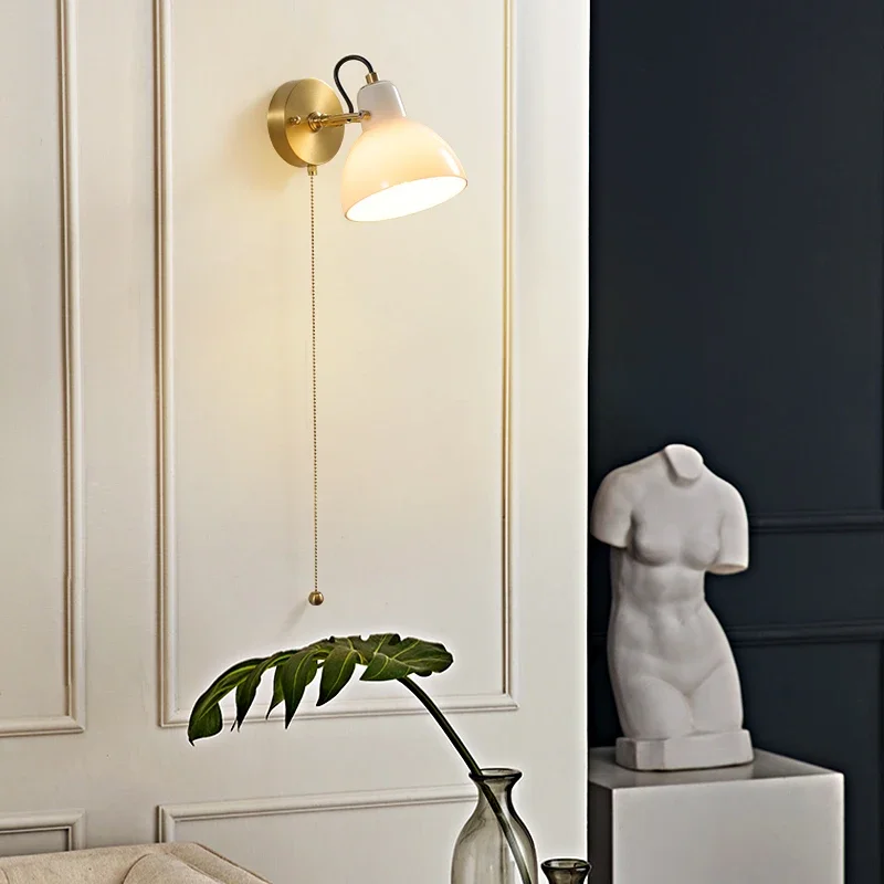 Lampade da parete moderne nordiche Paralume in vetro stile crema Design Moda creativa Balcone Camera da letto Comodino Studio Cafe Ristorante Luce