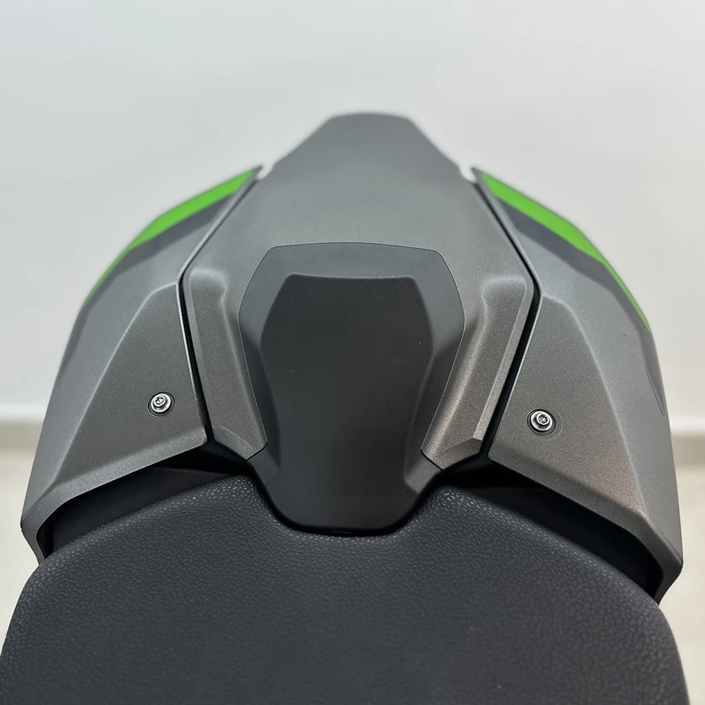 Motorcycle Rear Passenger Pillion Cover Fairing Seat Cover Solo Cowl Rear Seat Fairing For Kawasaki Z900 Z 900 Z900 SE 2025 2026