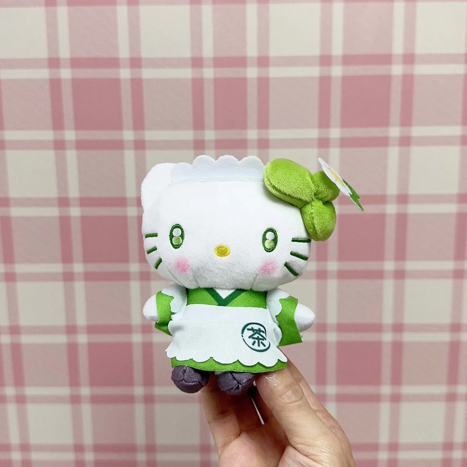 12 cm Sanrio Plushier chat mignon frais Matcha femme de chambre série KT mélodie peluche poupées portefeuille poupée sac pendentif