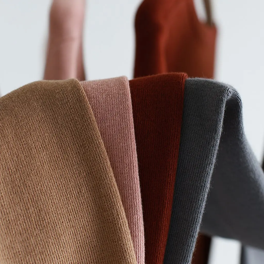 

Solid Color Knitted Crewneck Pullover Long-Sleeved Top for Autumn Winter Arc Hem Basic Commuting Style All-Match Innerwear