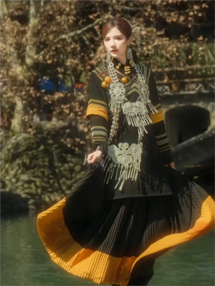 Photography of traditional festival performance costumes for women made pure handmade cotton linen black and gold