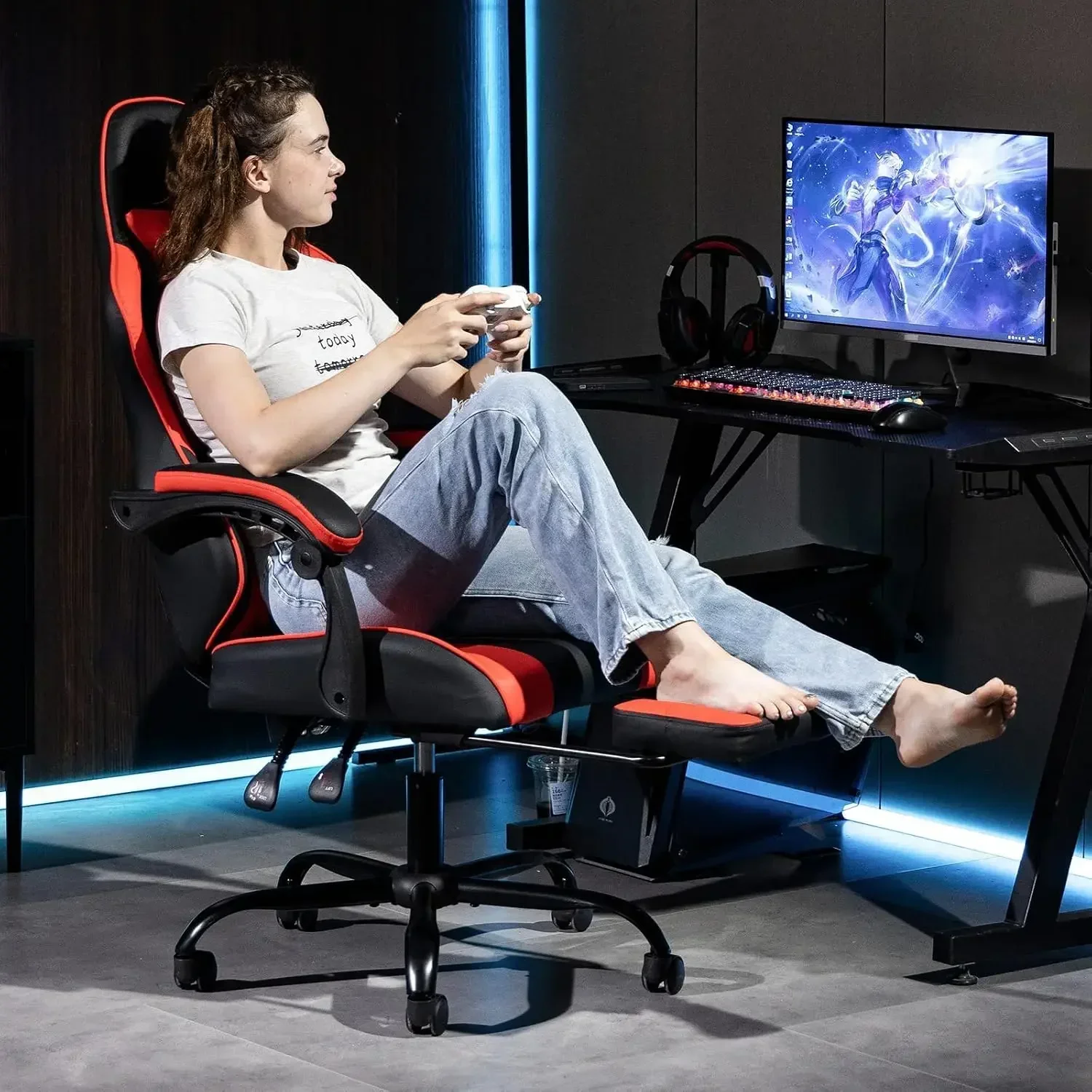 Gaming Chair with Footrest for Adults, PU Leather Massage Racing Video Game Chair W/Lumbar Support for Men Women, Ergonomic Computer Gamer Chair for Home Office, Height Adjustable, Red