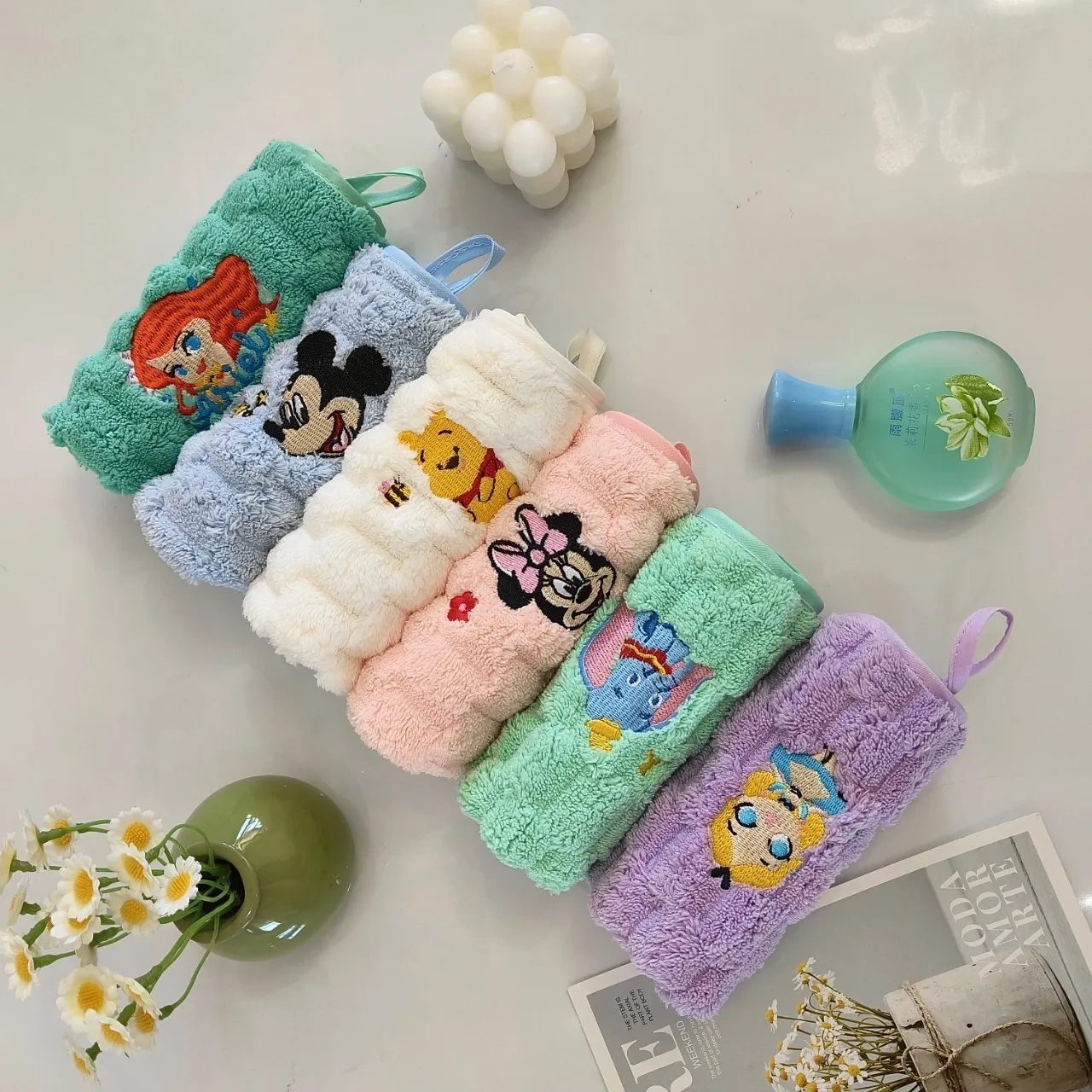 Miniso スクエアタオル タオル刺繍漫画コーラルベルベット子供用タオル吸水性ソフト速乾性フェイスワイプハンドタオル