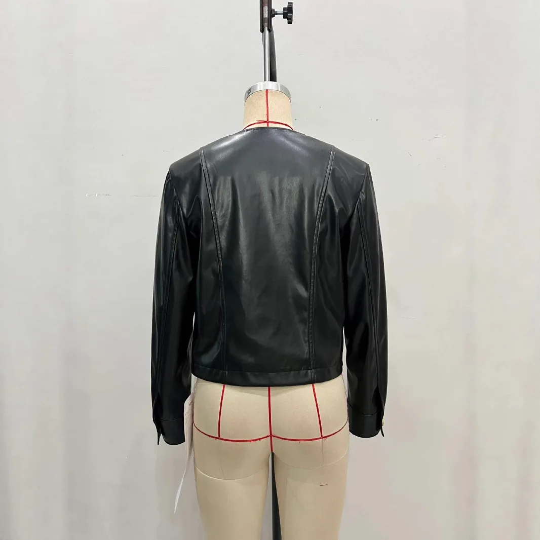2025 Autumn New Round Neck Metal Buckle Black Gold Color Scheme New Women's Long Sleeved Short Pu Leather Jacket