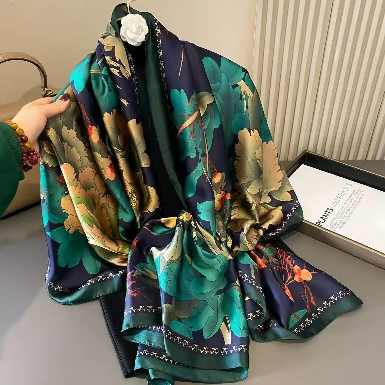 

Ele Long Silk Scarf Women's Faionable Beach Wrap Multifunctional Outfit Accory Travel Photoaphy Sun Protection